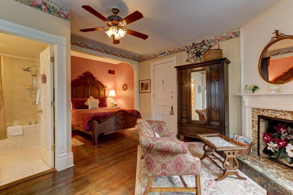 C.W. Worth House Bed And Breakfast Уилмингтон Номер фото