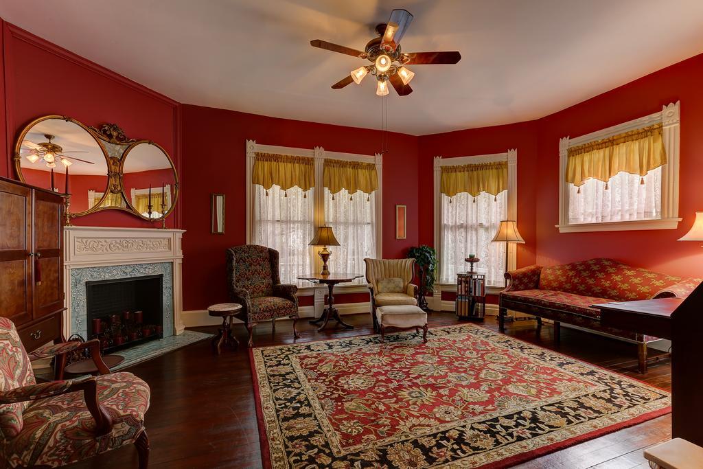 C.W. Worth House Bed And Breakfast Уилмингтон Экстерьер фото
