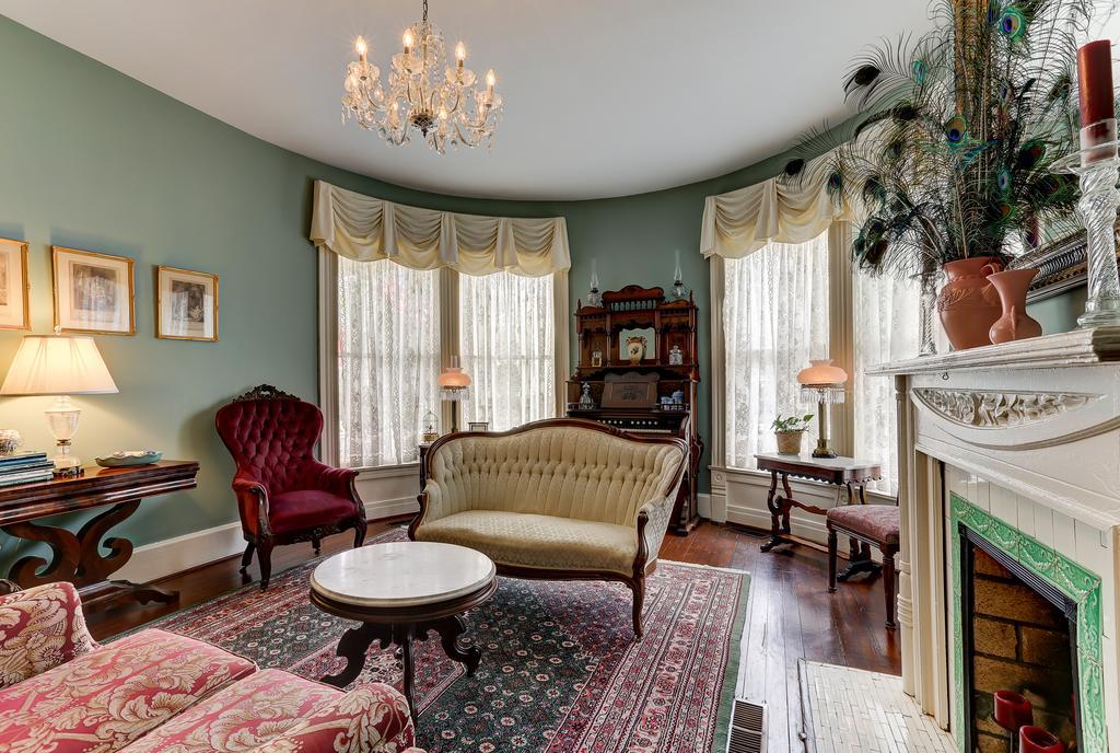 C.W. Worth House Bed And Breakfast Уилмингтон Экстерьер фото
