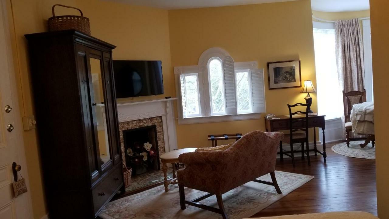 C.W. Worth House Bed And Breakfast Уилмингтон Экстерьер фото